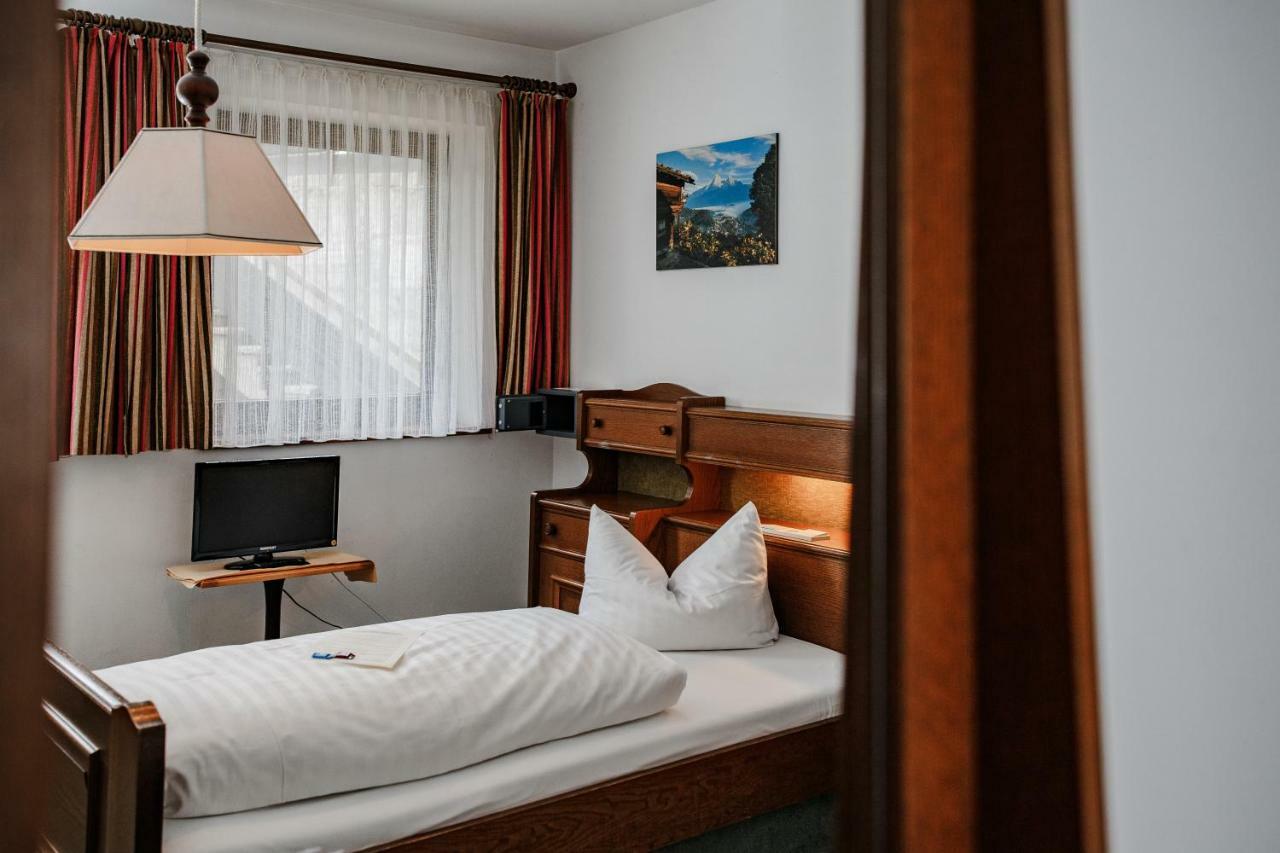 Hotel Vier Jahreszeiten Берхтесгаден Екстериор снимка